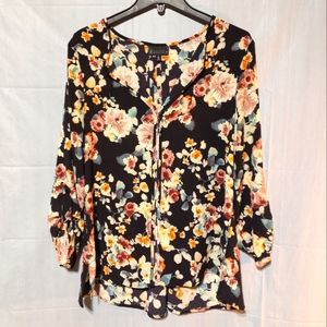 B Collection by Bobeau EUC Blouse Black w/ Tan, Rose Peach Floral, Medium